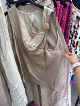 Load image into Gallery viewer, Beige &amp; gold co ord drape neck
