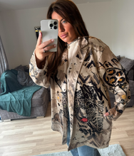 Load image into Gallery viewer, Heart funky suede open jacket
