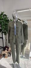 Load image into Gallery viewer, Light weight cardi Military style 6 colours
