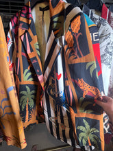 Load image into Gallery viewer, Curve funky blazers
