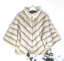 Load image into Gallery viewer, Luxe faux fur zip up coat
