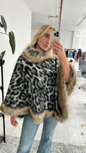 Load image into Gallery viewer, Leopard faux fur poncho jacket
